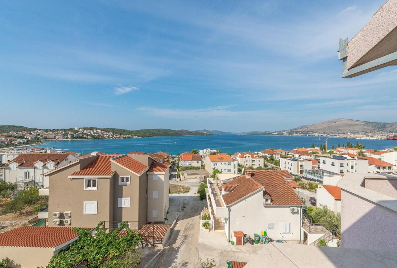 Apartments Ivana-Mira Okrug Gornji Exterior photo